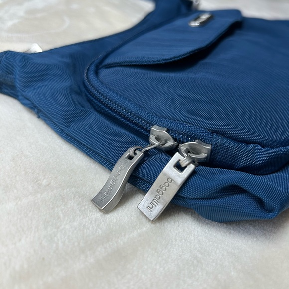 Baggallini Everyday Crossbody Bag- Dark Blue - Picture 4 of 13